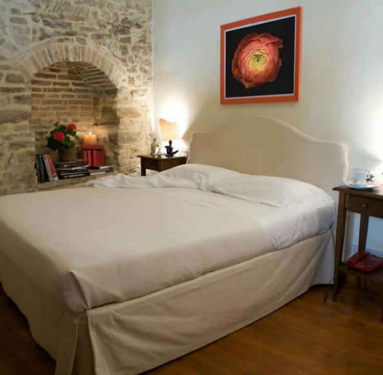 Locanda Spirito Divino Bevagna Exterior photo